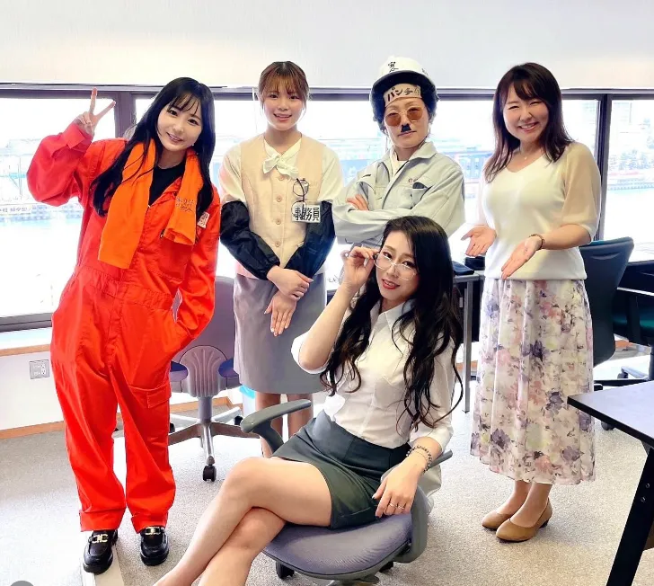 とこなめでトークショーを行う岩崎工務店