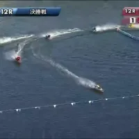3着争いは混戦が続いた