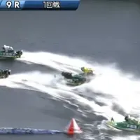 1周1マークで新田はまくり差しを選択