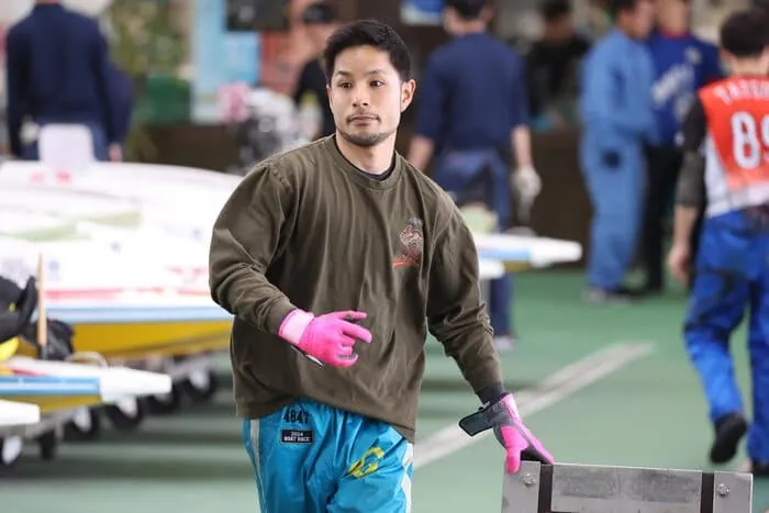 2025年特別賞に選ばれた「佐藤隆太郎」