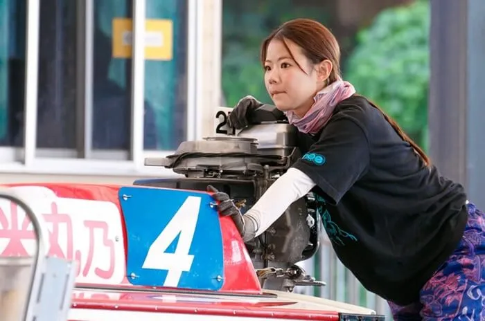 彼氏も旦那もいないという噂の米丸乃絵